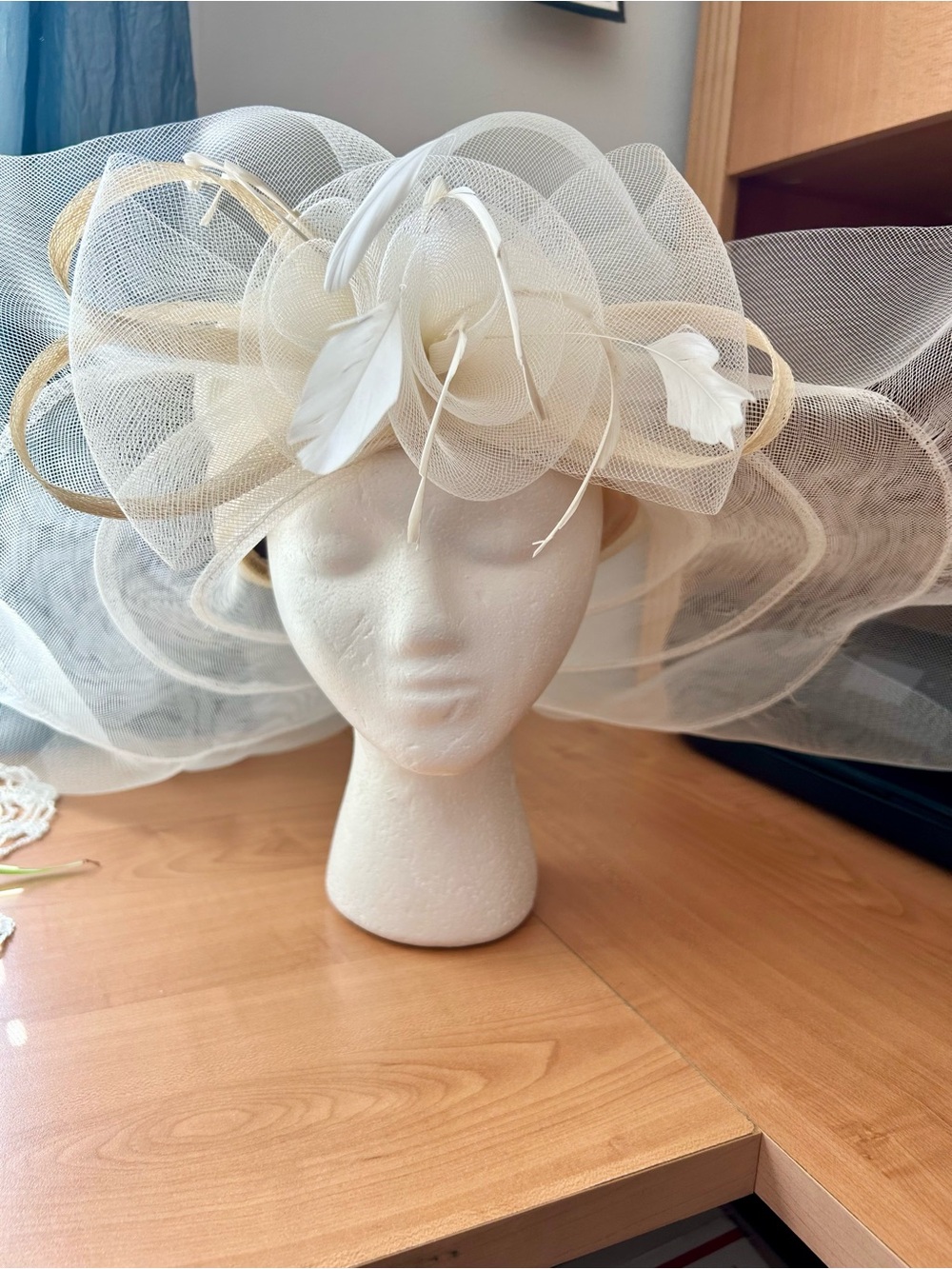 Suzanne Bettly derby-wedding hat/hatinator/fascinator designer hat